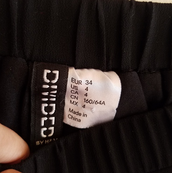 Sheer Layered Skirt - Picture 3 of 3